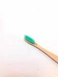 Cepillo de Dientes de Bambú Verde